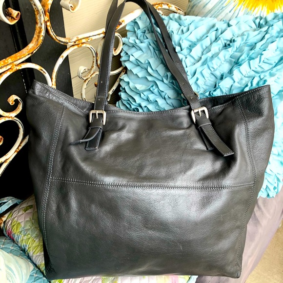 Garnet Hill Handbags - Garnet Hill made in Italy gray leather bag